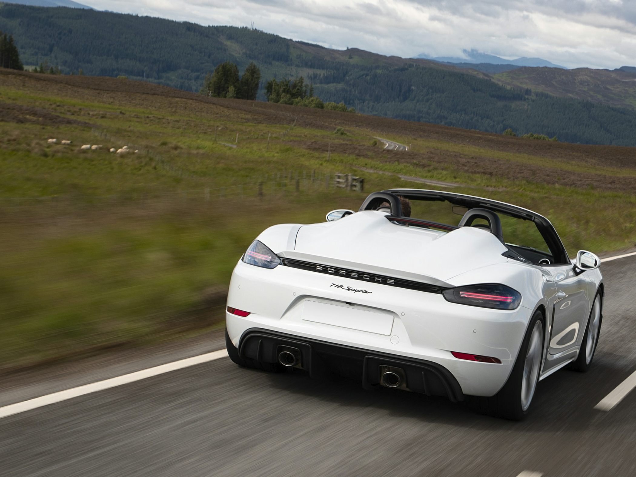 2022 Porsche 718 Spyder